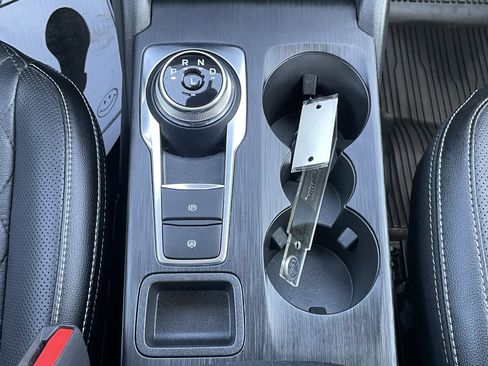 Used 2024 Ford Escape SE w/ PHEV Premium Package image 24