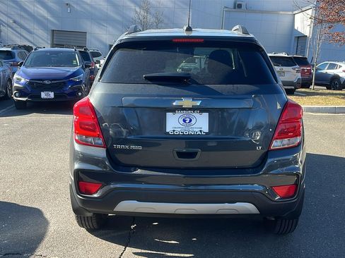Used 2017 Chevrolet Trax LT w/ Sun & Sound Package image 6