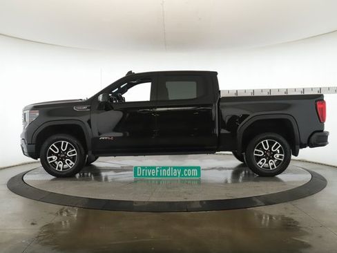 Used 2022 GMC Sierra 1500 AT4 w/ AT4 Premium Package image 9