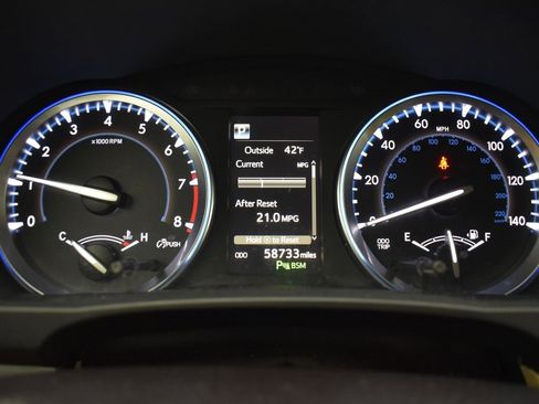 Used 2018 Toyota Highlander Limited image 22