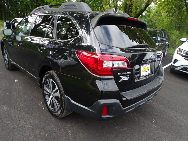 Used 2019 Subaru Outback 2.5i Limited AWD/4WD image 21