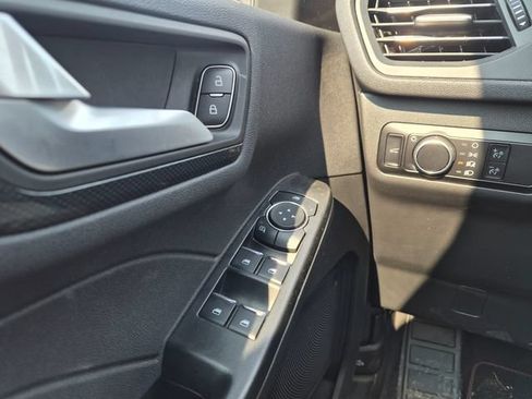 Used 2023 Ford Escape ST-Line w/ Tech Pack #1 AWD/4WD image 15