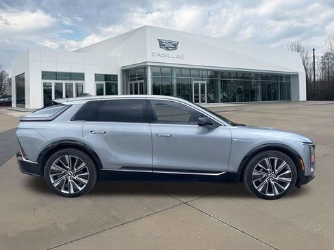 Certified 2026 Cadillac Lyriq Signature Luxury w/ Nappa Leather Package AWD/4WD image 2