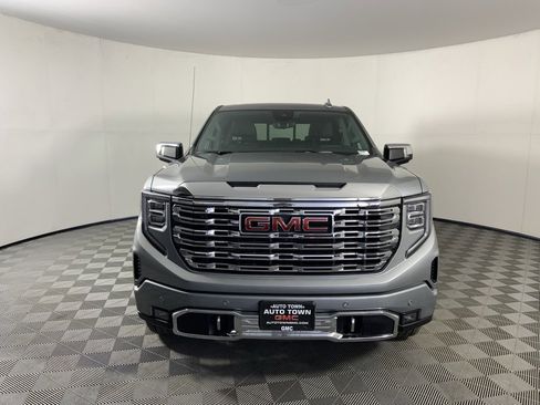 Used 2025 GMC Sierra 1500 Denali image 4