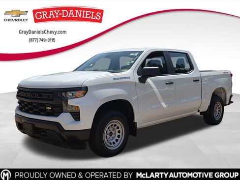 Used 2022 Chevrolet Silverado 1500 W/T AWD/4WD image 1