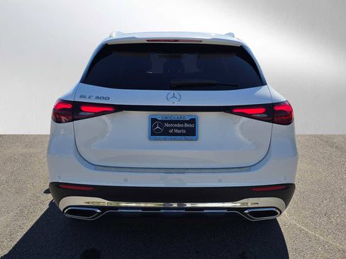 Used 2026 Mercedes-Benz GLC 300 image 4