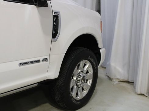 Used 2018 Ford F350 Platinum w/ Platinum Ultimate Package image 28