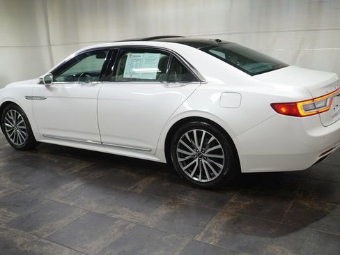 Used 2017 Lincoln Continental Select FWD image 8