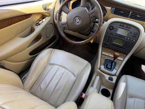 Used 2005 Jaguar X-TYPE 3.0 image 22