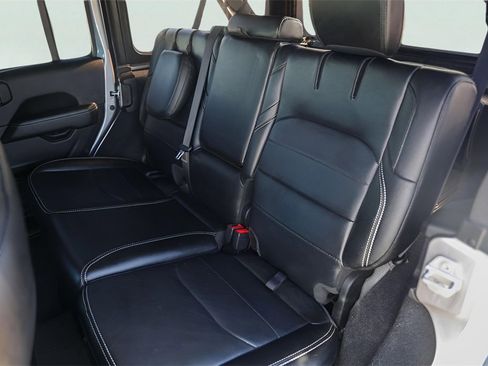 Used 2021 Jeep Wrangler Unlimited Sahara w/ Cold Weather Group image 26