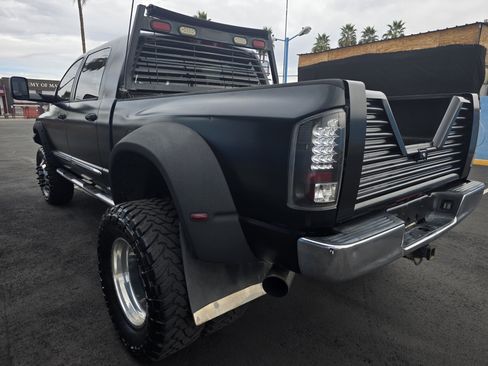 Used 2007 Dodge Ram 3500 Truck SLT w/ Navigation Convenience Group image 5