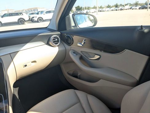 Used 2019 Mercedes-Benz C 300 Sedan image 19