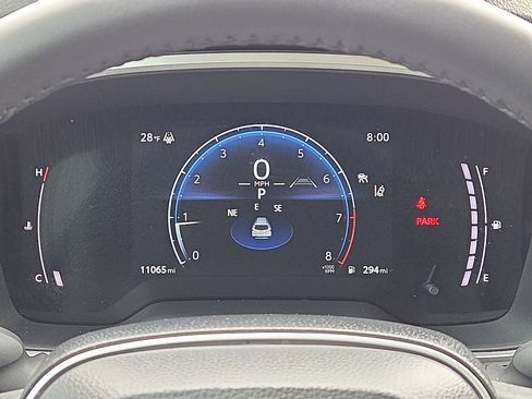 Used 2024 Toyota Corolla Cross XLE image 23