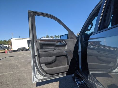 Used 2023 Chevrolet Silverado 1500 RST image 48