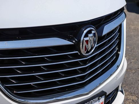 Used 2023 Buick Enclave Essence FWD image 6