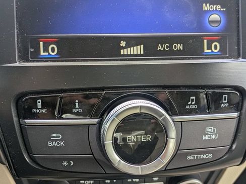 Used 2016 Acura ILX FWD image 32