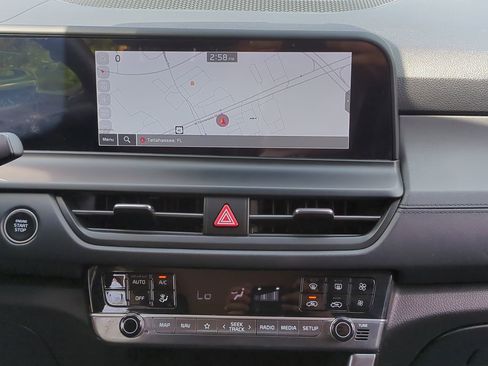 Used 2024 Kia Seltos EX FWD image 18