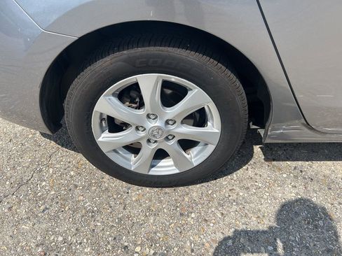 Used 2010 MAZDA MAZDA3 i Touring image 20