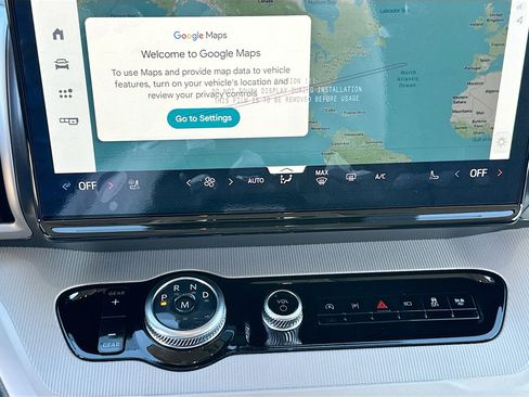 New 2026 Ford Expedition Active image 11