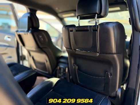 Used 2018 Dodge Durango SRT w/ Trailer Tow Group IV AWD/4WD image 47