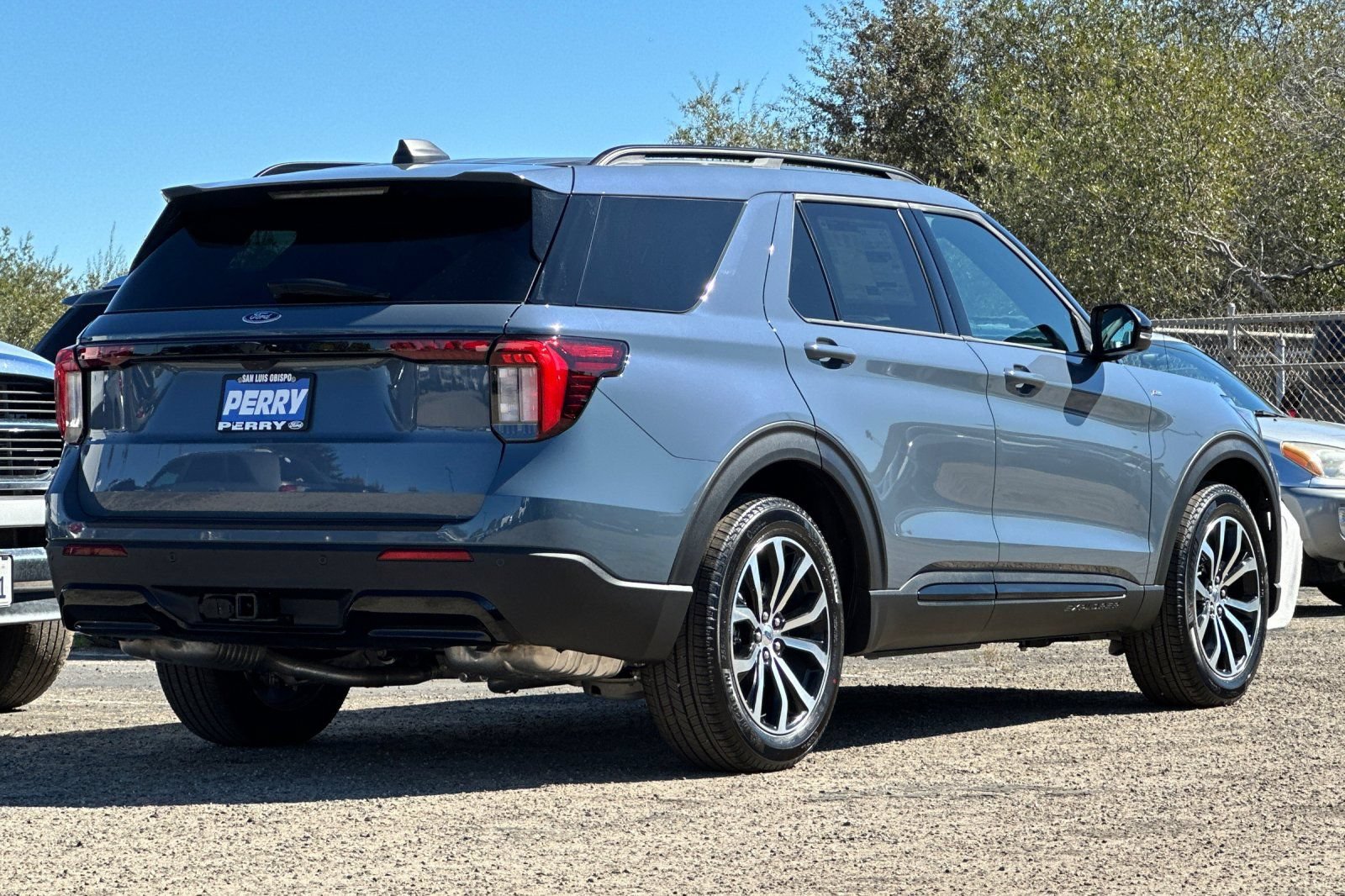 New 2025 Ford Explorer ST-Line RWD image 3