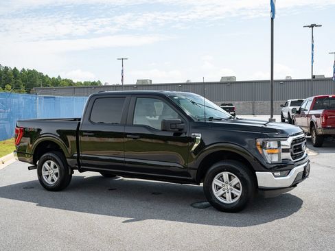 Used 2023 Ford F150 XLT AWD/4WD image 12
