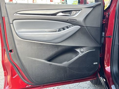 Used 2024 Buick Enclave Premium image 14