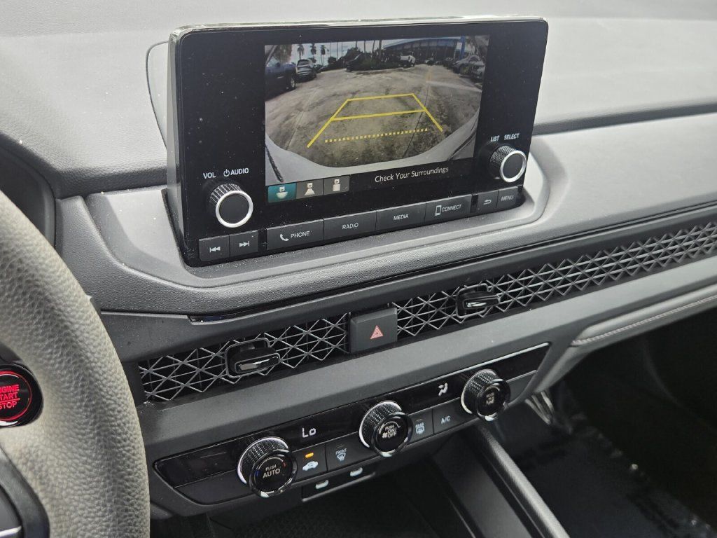 Used 2025 Honda Accord LX image 21