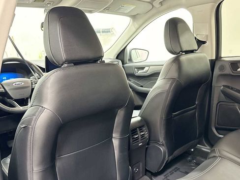 Used 2021 Ford Escape Titanium image 25