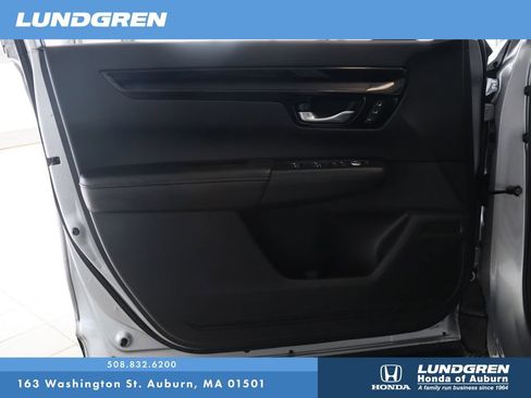 Used 2023 Honda CR-V EX-L image 9