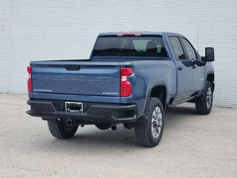 New 2026 Chevrolet Silverado 2500 Custom w/ Custom Value Package AWD/4WD image 4
