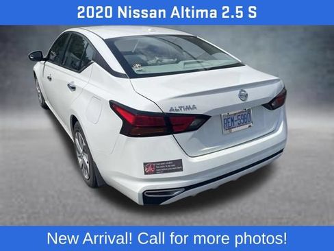 Used 2020 Nissan Altima 2.5 S FWD image 2