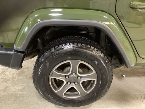 Used 2021 Jeep Wrangler Unlimited Sport image 16