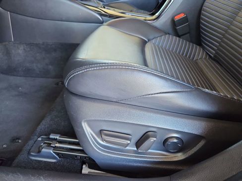 Used 2021 Toyota Corolla XSE w/ Carpet Mat Package (TMS) image 27