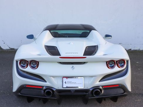 Certified 2021 Ferrari F8 Tributo image 39