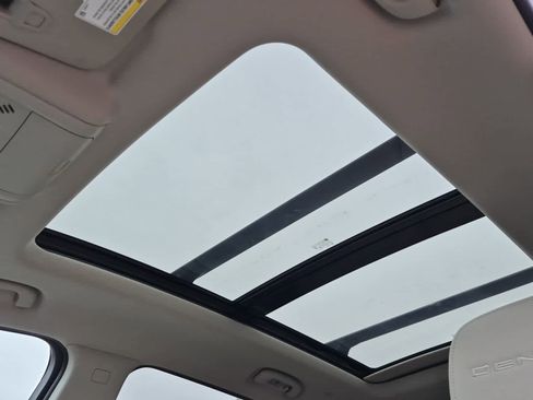 Used 2024 GMC Terrain Denali w/ Denali Premium Package image 15