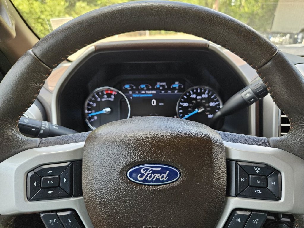 Used 2020 Ford F250 King Ranch w/ King Ranch Ultimate Package AWD/4WD image 37