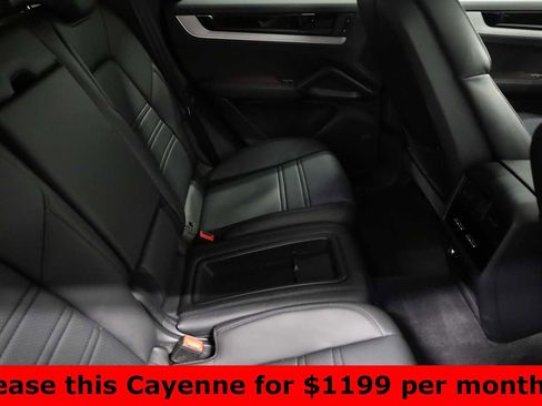 Certified 2024 Porsche Cayenne Coupe image 45