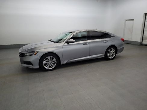 Used 2018 Honda Accord LX image 2
