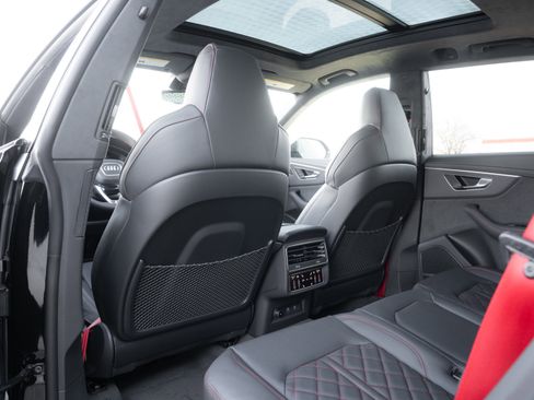 New 2026 Audi SQ8 Prestige image 31
