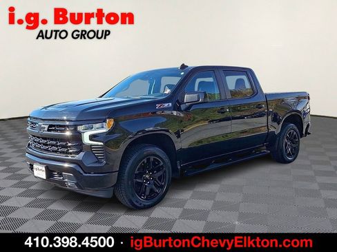 Used 2023 Chevrolet Silverado 1500 RST image 3