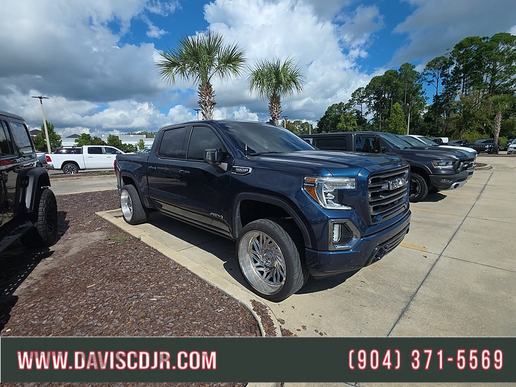 Used 2020 GMC Sierra 1500 AT4 w/ AT4 Premium Package AWD/4WD image 1