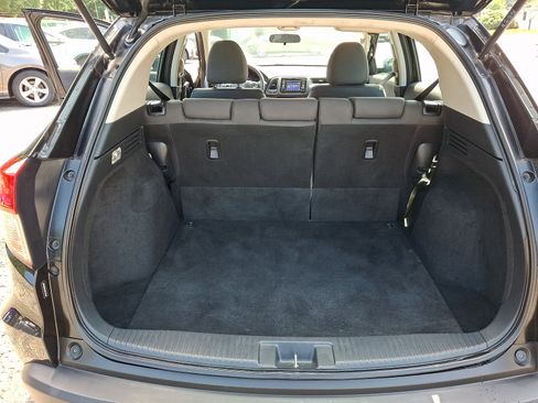 Used 2020 Honda HR-V LX image 30