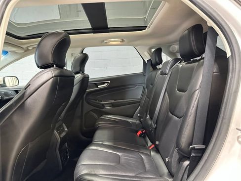 Used 2019 Ford Edge Titanium w/ Cold Weather Package AWD/4WD image 16