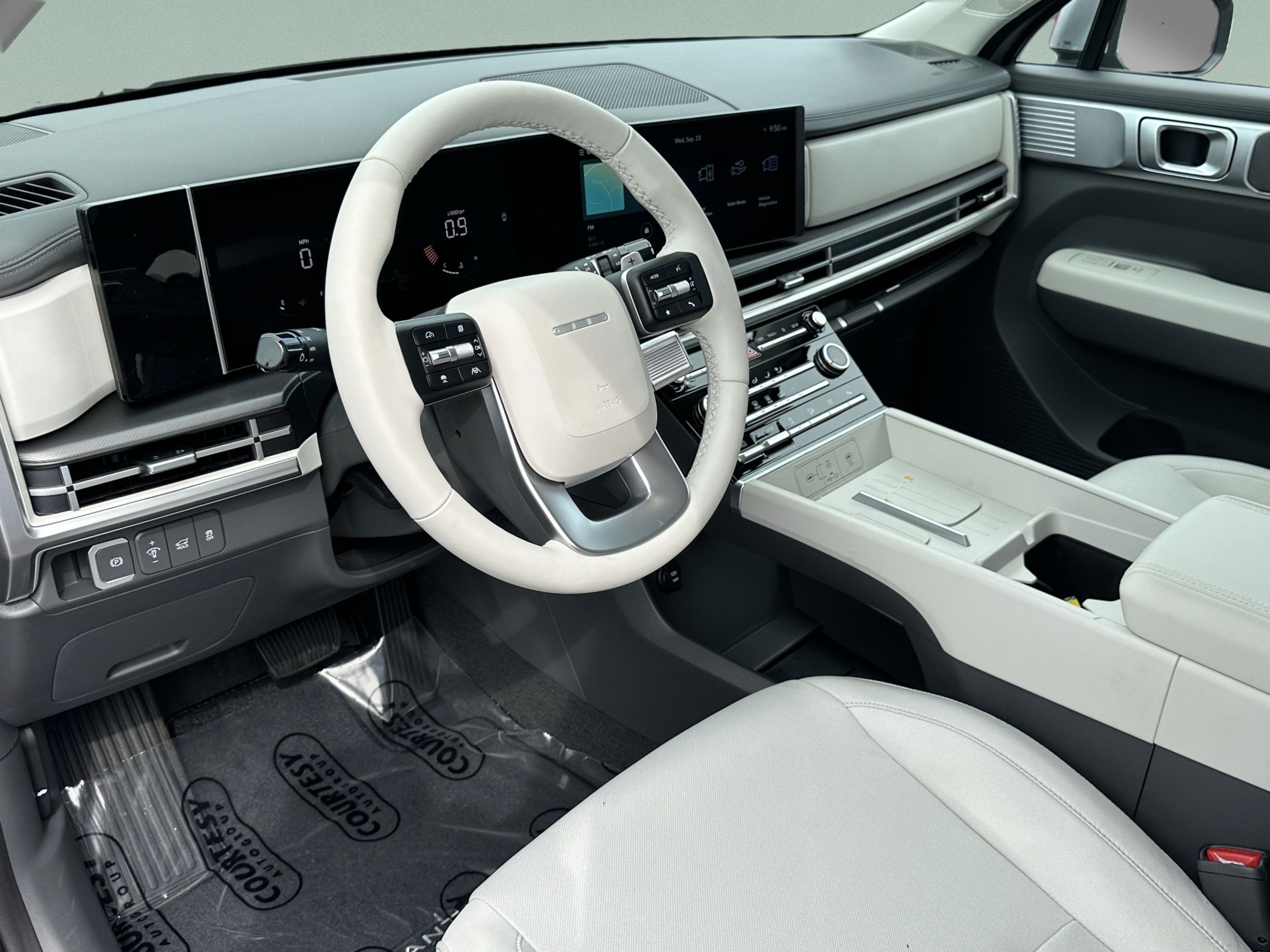 New 2027 Hyundai Santa Fe SE FWD image 16