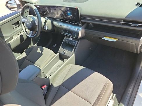 New 2025 Hyundai Kona SEL image 12