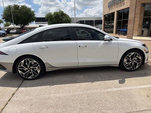 Used 2024 Hyundai Ioniq 6 SEL image 5