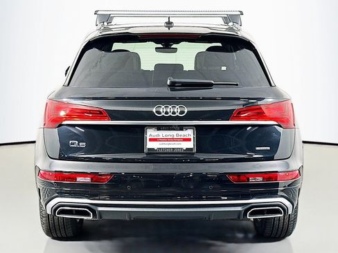 Used 2023 Audi Q5 2.0T Premium w/ Convenience Package AWD/4WD image 3