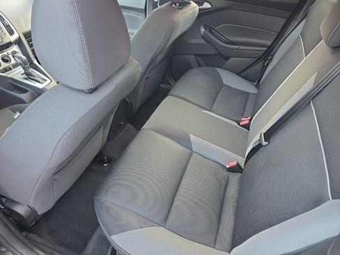 Used 2014 Ford Focus SE image 13