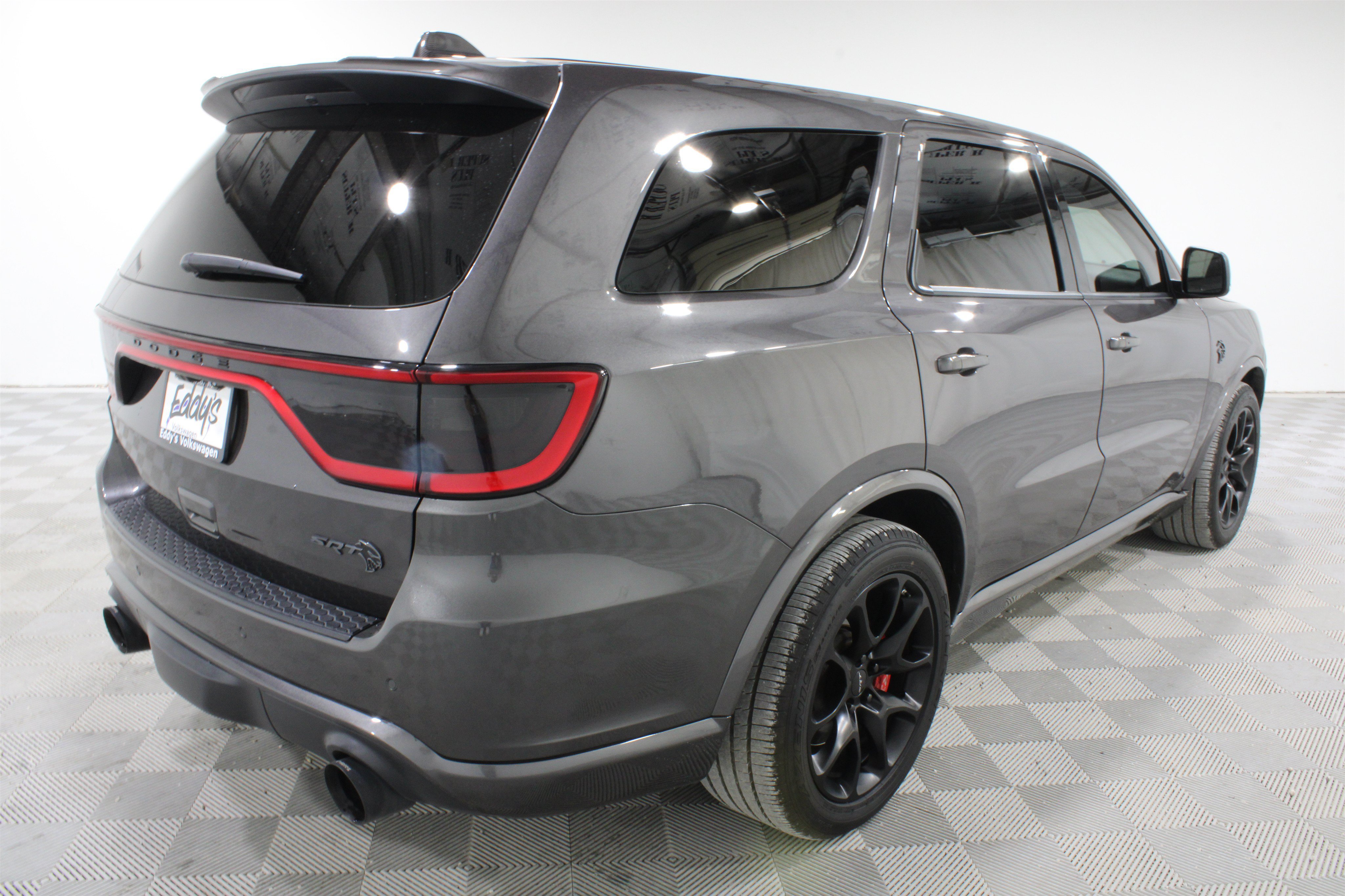Used 2021 Dodge Durango SRT Hellcat w/ Technology Group AWD/4WD image 32